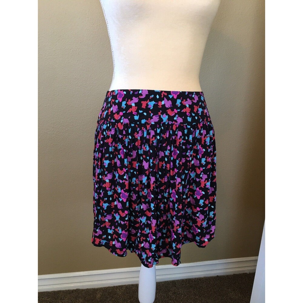 Silence + Noise Mini Skirt SZ 4 Floral Print Pockets Exposed Back Zip Rayon NWT